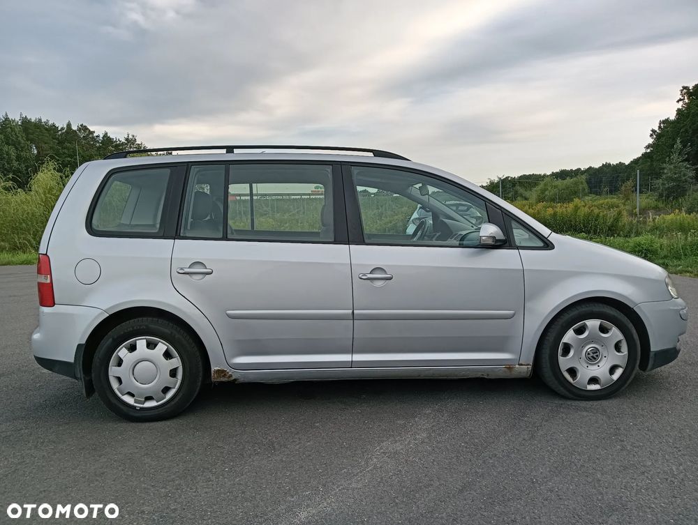 Volkswagen Touran 1.9 TDI Trendline - 8