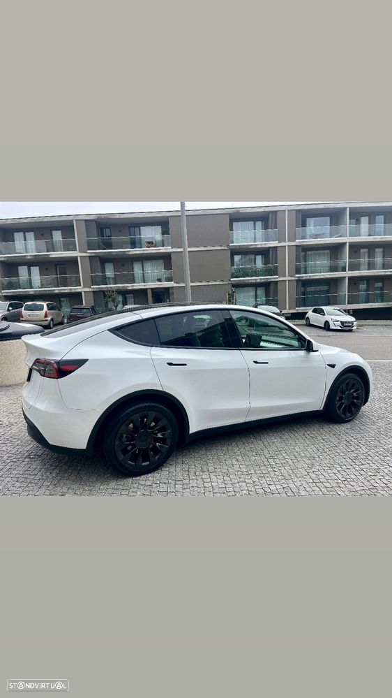 Tesla Model Y Standard - 9