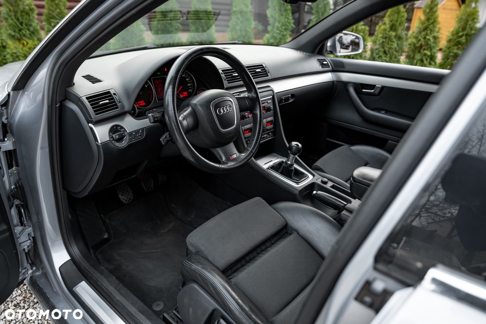 Audi A4 Avant 1.8 T quattro - 15