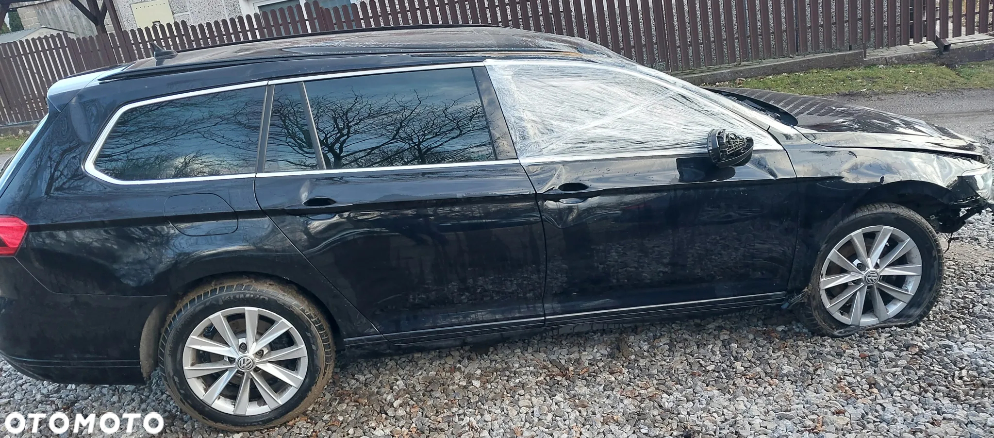 Volkswagen Passat Variant 2.0 TDI SCR DSG 4Motion Elegance - 17