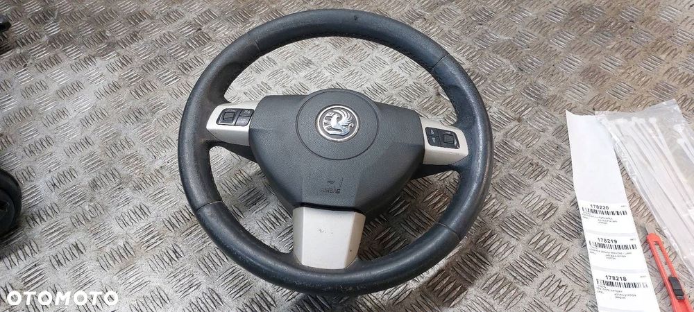 KIEROWNICA MULTIFUNKCJA + PODUSZKA OPEL ASTRA H - 1