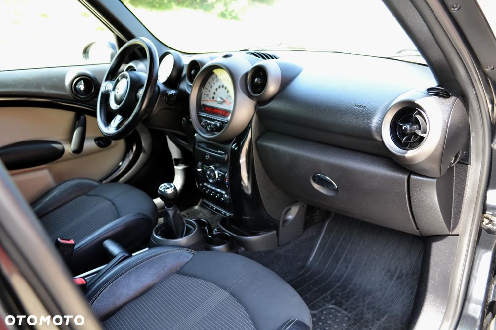 MINI Countryman Cooper D ALL4 - 10