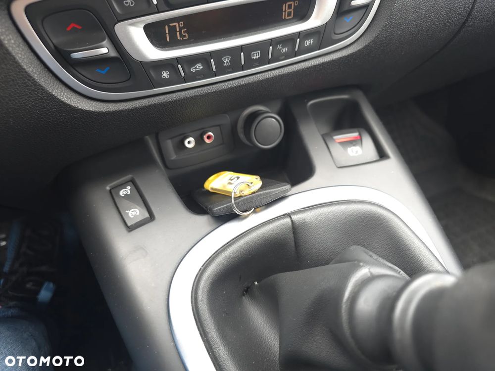 Renault Grand Scenic Gr 1.4 16V TCE Tech Run - 27