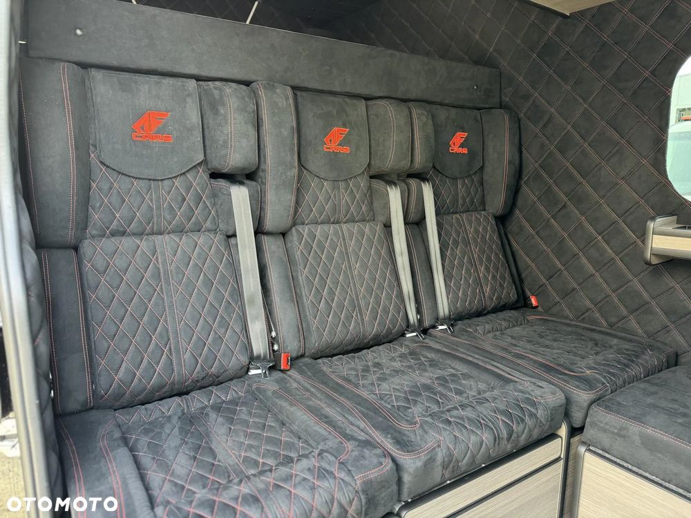 Mercedes-Benz Sprinter - 20