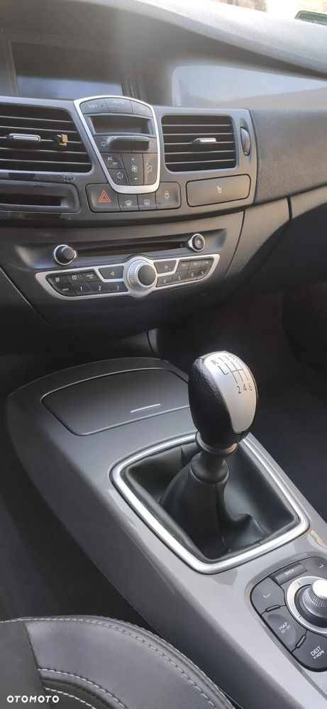 Renault Laguna 2.0 dCi Bose Edition - 6