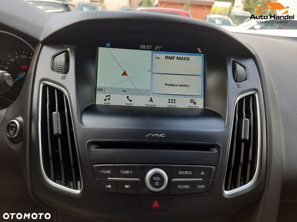 Ford Focus 1.0 EcoBoost STart-Stopp-System TITANIUM - 24