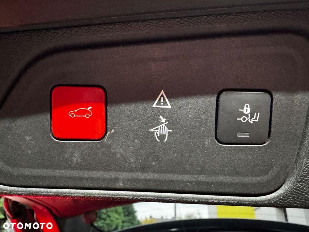 Peugeot 3008 1.5 BlueHDi Allure S&S EAT8 - 11