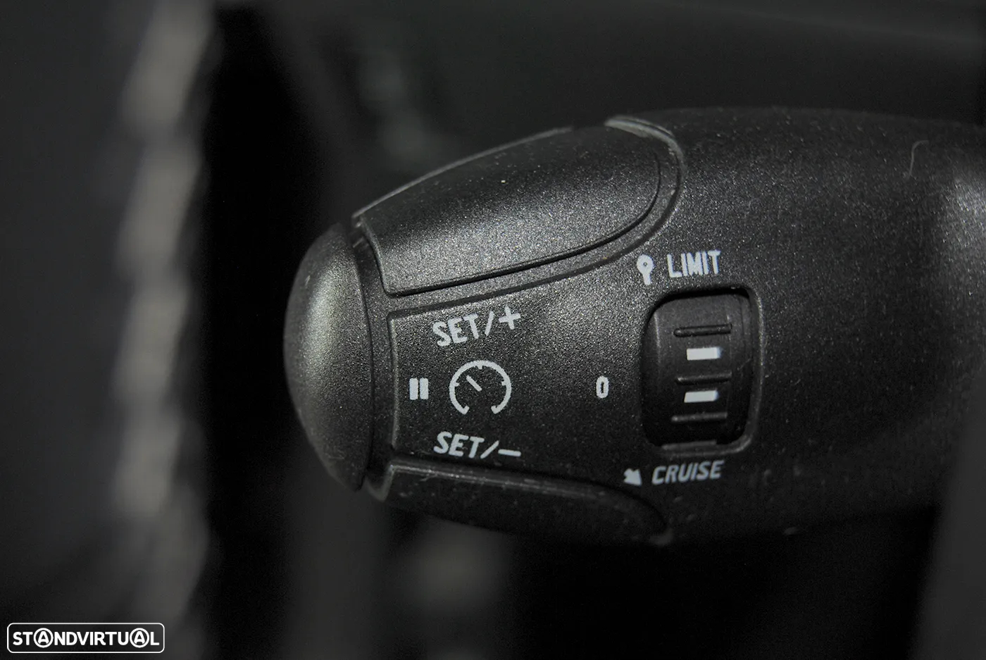 Peugeot 208 1.2 PureTech Allure - 20