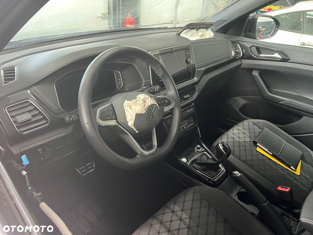 Volkswagen T-Cross 1.0 TSI OPF DSG R-Line - 13