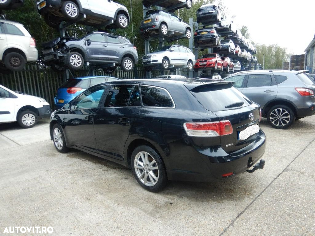 Toba intermediara Toyota Avensis 2010 Break 2.0 D - 6