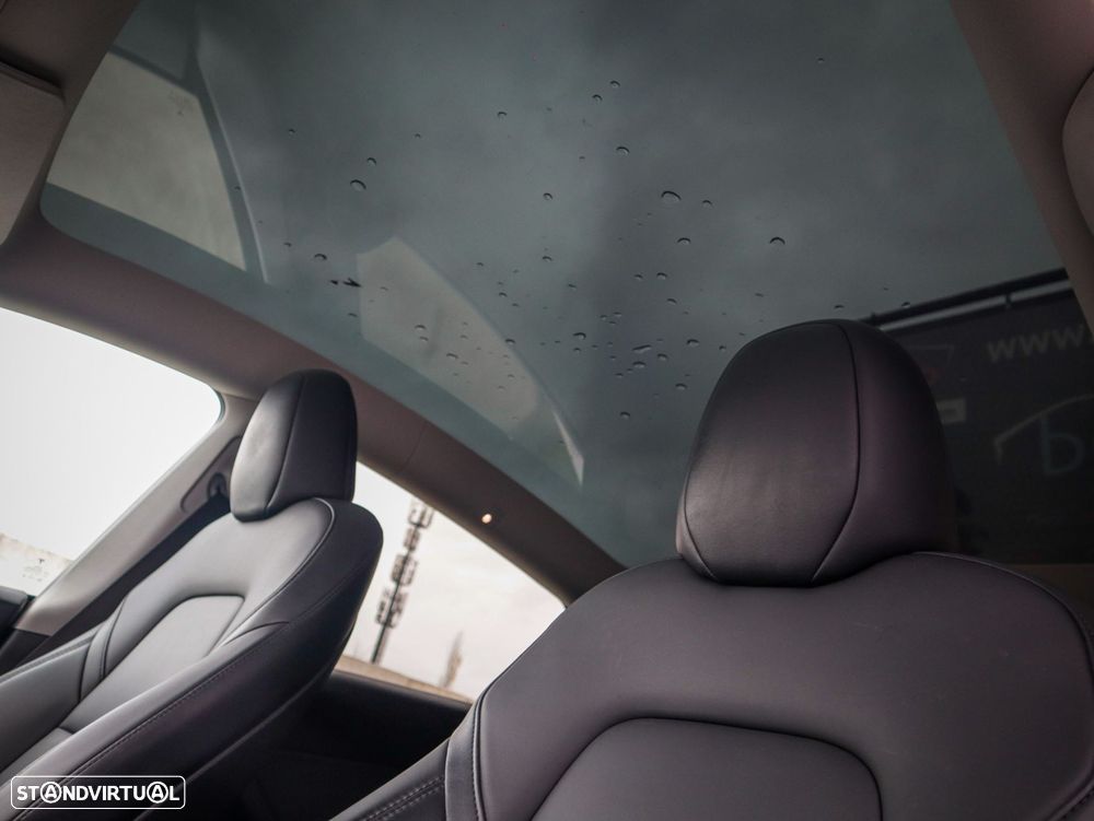 Tesla Model Y Performance Tração Integral - 30