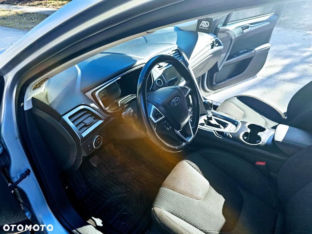 Ford Mondeo 2.0 TDCi Titanium - 14