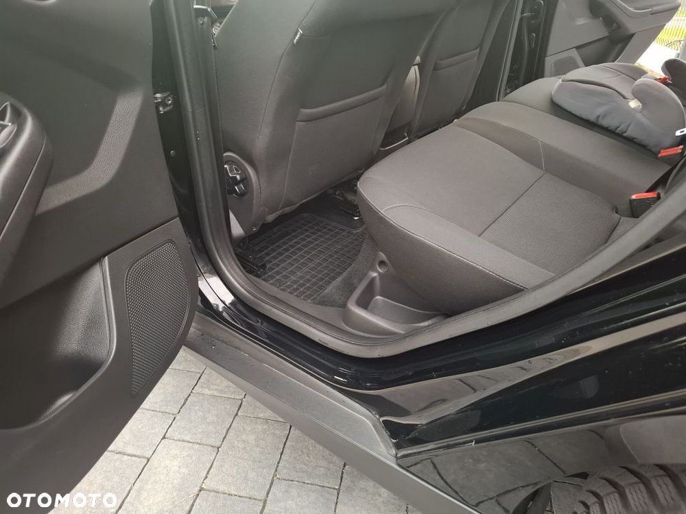 Ford Focus 1.5 TDCi SYNC Edition PowerShift - 23