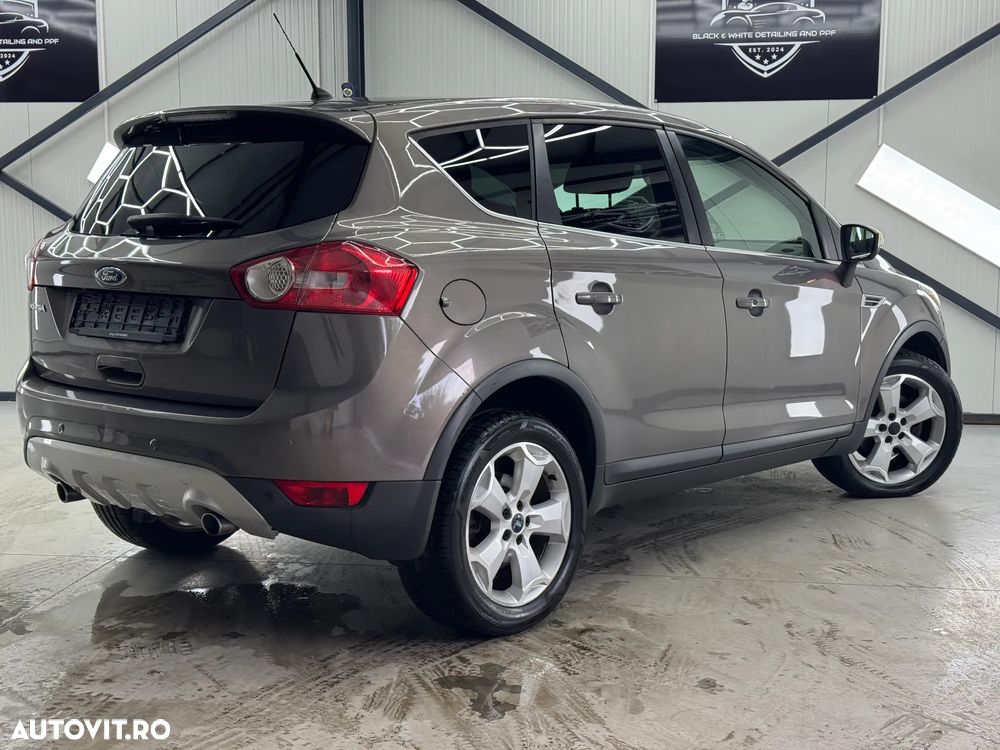 Ford Kuga 2.0 TDCi Powershift 4WD Titanium - 7
