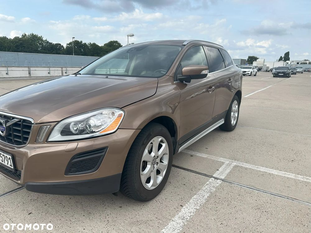 Volvo XC 60 D5 AWD Summum - 2