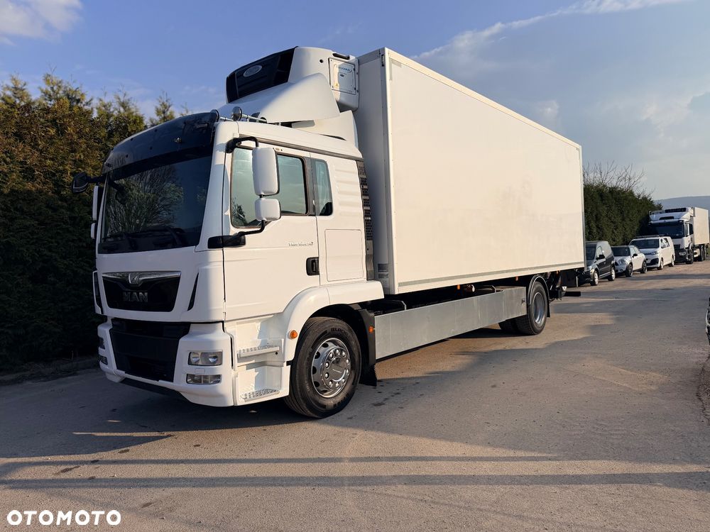 MAN MAN TGM 18.290/ IZOTERMA / OTWIERANY BOK/ /WINDA / 19 EUROPALET/ NISKI PRZEBIEG /SYPIALKA /ACC/EURO6 - 3