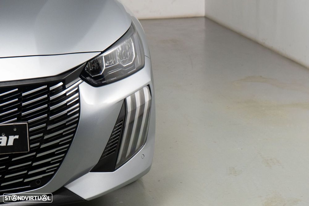 Peugeot 208 1.2 PureTech Allure Pack - 18