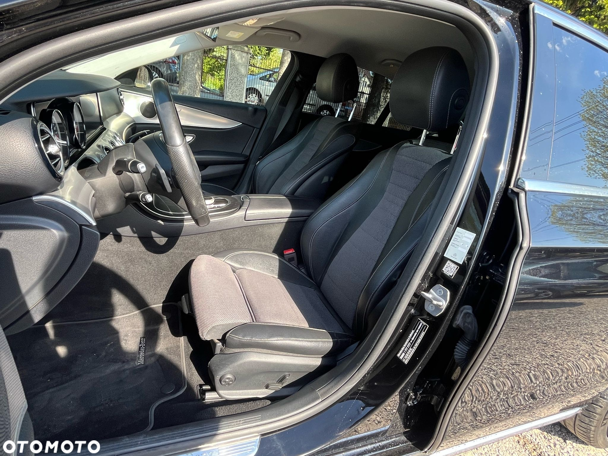 Mercedes-Benz Klasa E 220 d 9G-TRONIC AMG Line - 12