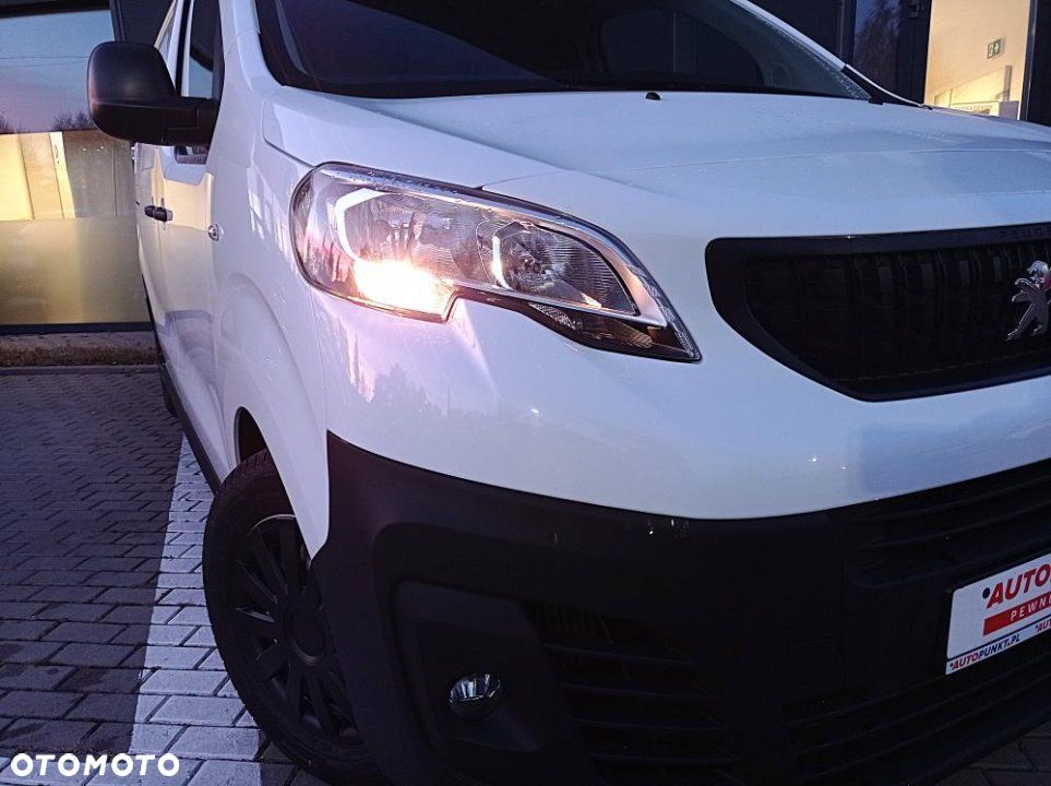 Peugeot expert - 8