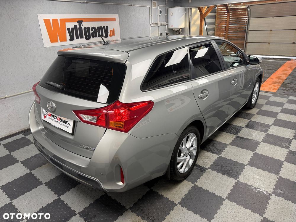 Toyota Auris - 6