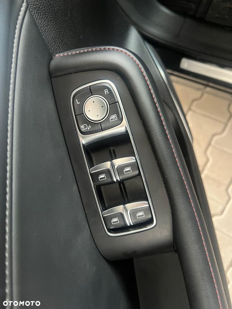 MG HS 1.5 T-GDI Excite DCT - 26