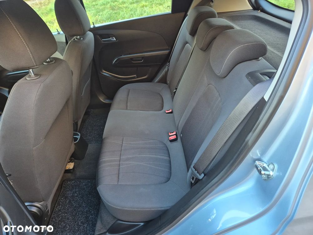 Chevrolet Aveo 1.6 LTZ - 16