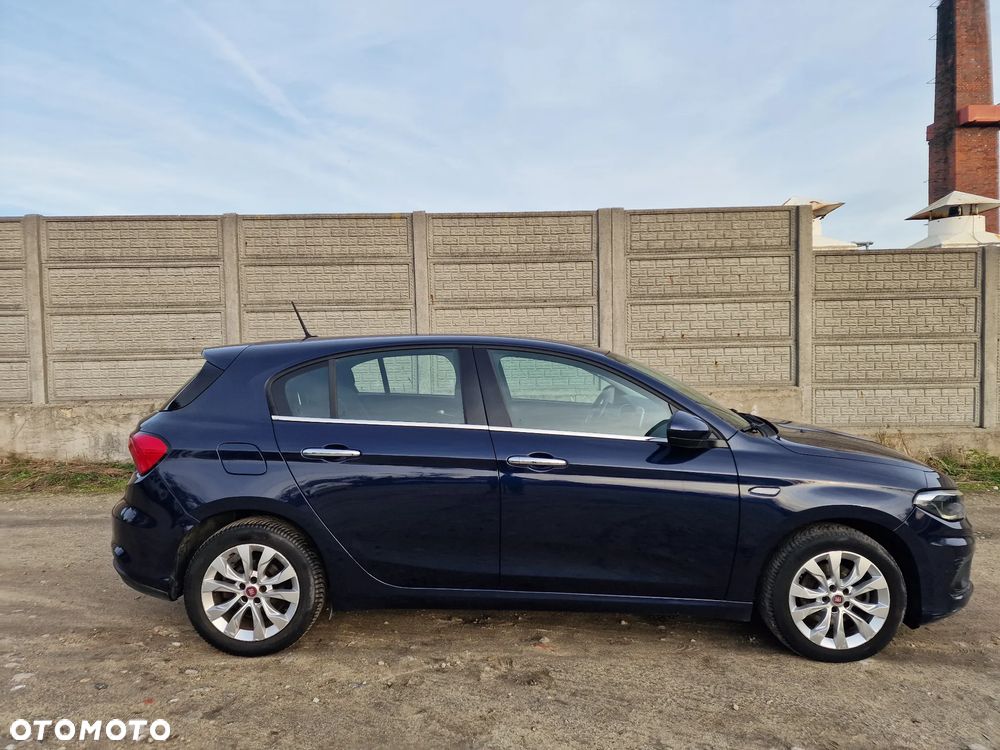 Fiat Tipo 1.6 MultiJet 16v Lounge - 5
