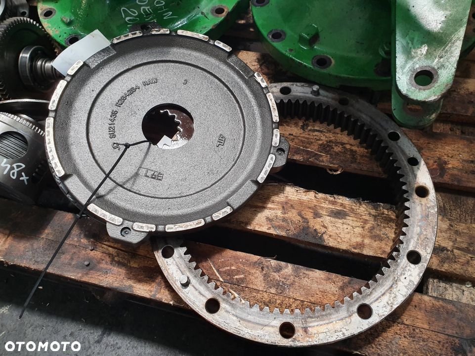 TARCZA JOHN DEERE 5090M Z14 - 3