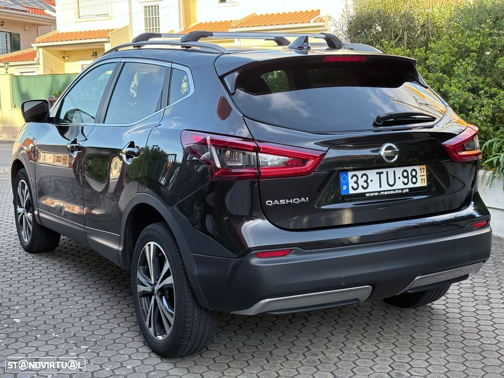 Nissan Qashqai 1.2 DIG-T N-Connecta 18 - 25