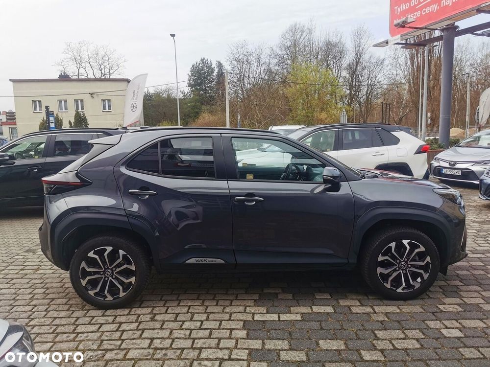Toyota Yaris Cross Hybrid 1.5 Style - 17