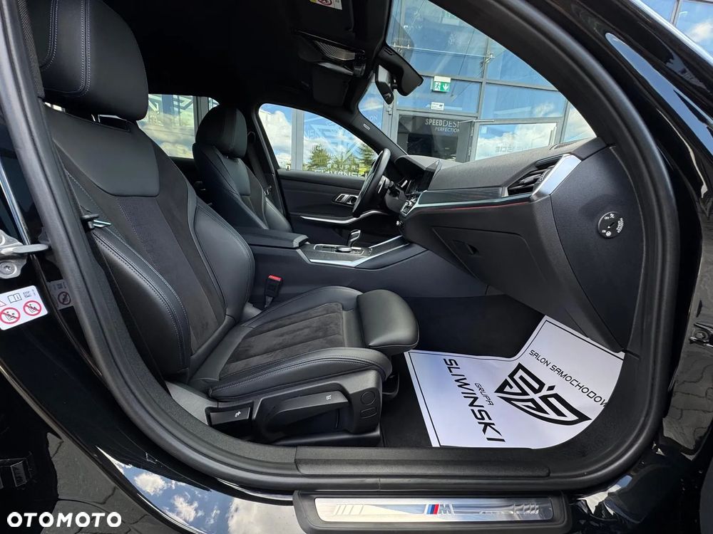 BMW Seria 3 330e xDrive M Sport sport - 23