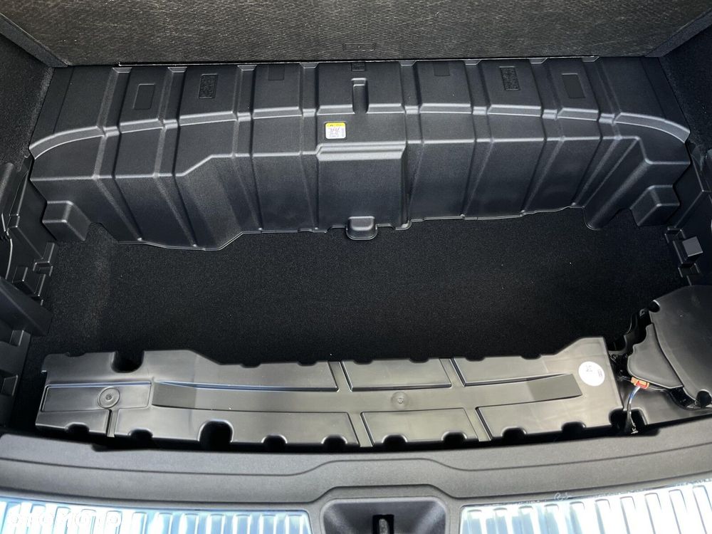 Audi Q5 Sportback - 13