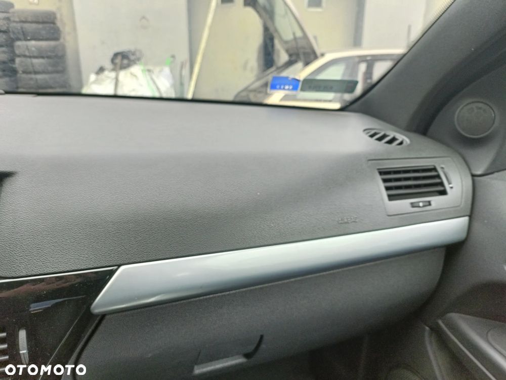 OPEL ASTRA III H GTC 04-10 2007 r. deska rozdzielcza + pasy lewy i prawy przód + moduł + AIRBAG * - 4