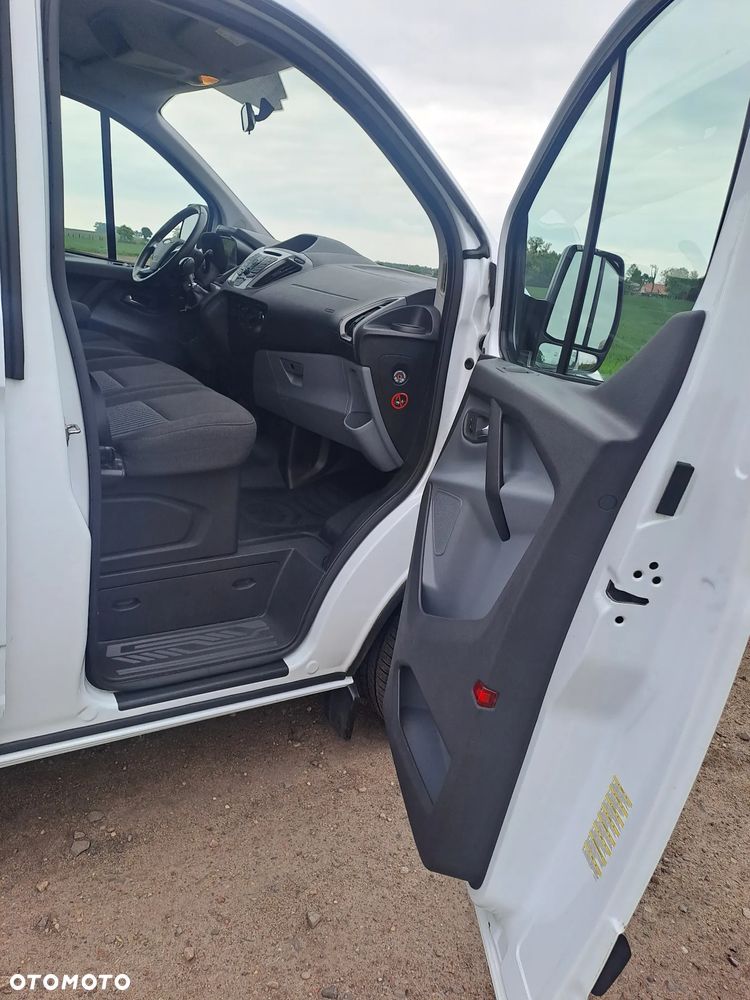 Ford Transit Custom - 8