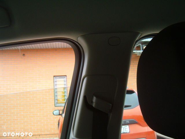 Opel Zafira - 32