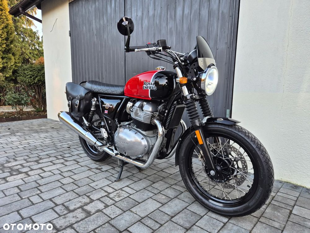Royal Enfield Interceptor - 8