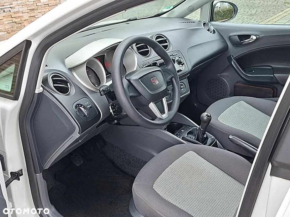 Seat Ibiza 1.4 16V Sport - 29