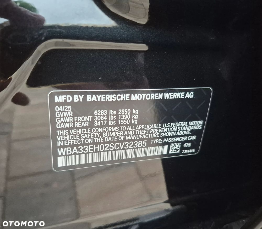 BMW Seria 7 740i - 27