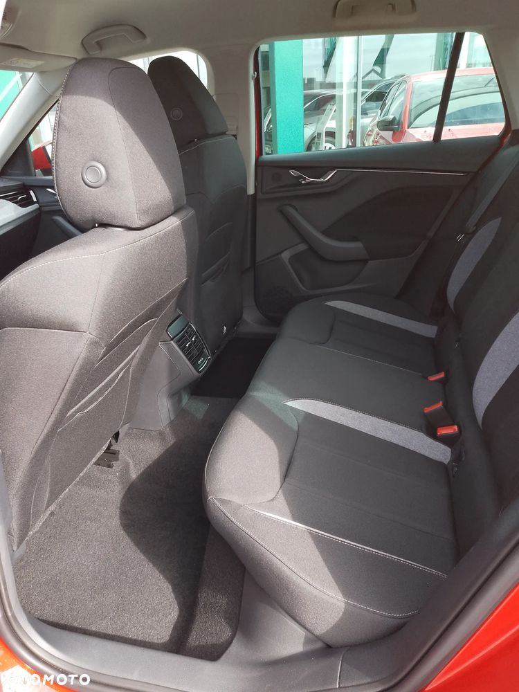 Skoda Kamiq 1.0 TSI Drive DSG - 9