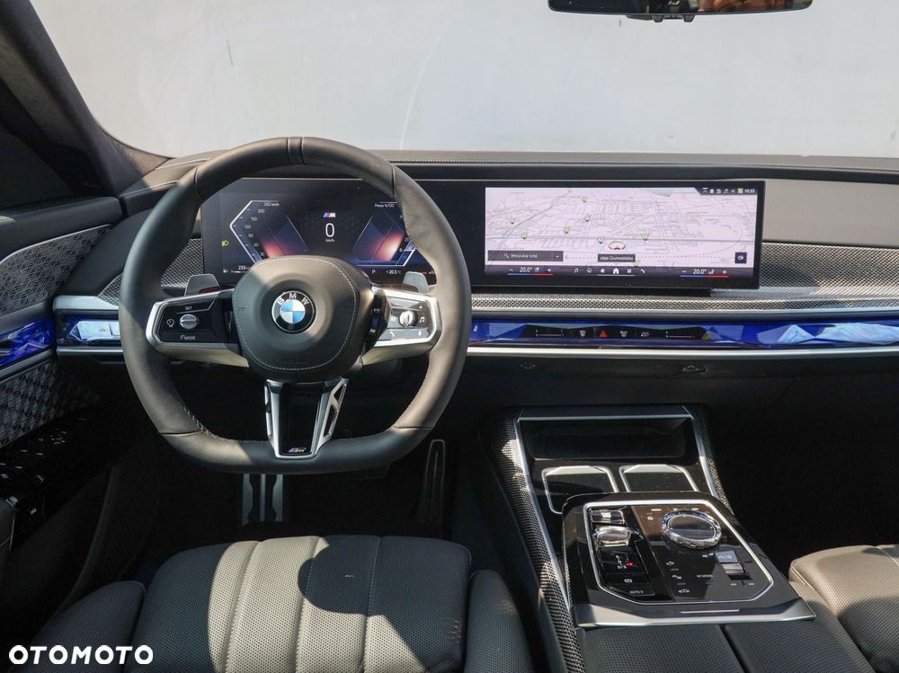 BMW Seria 7 - 11