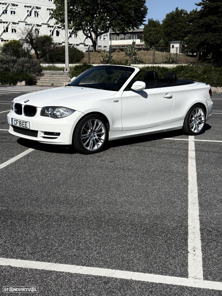 BMW 118 d Aut. Sport Line - 4