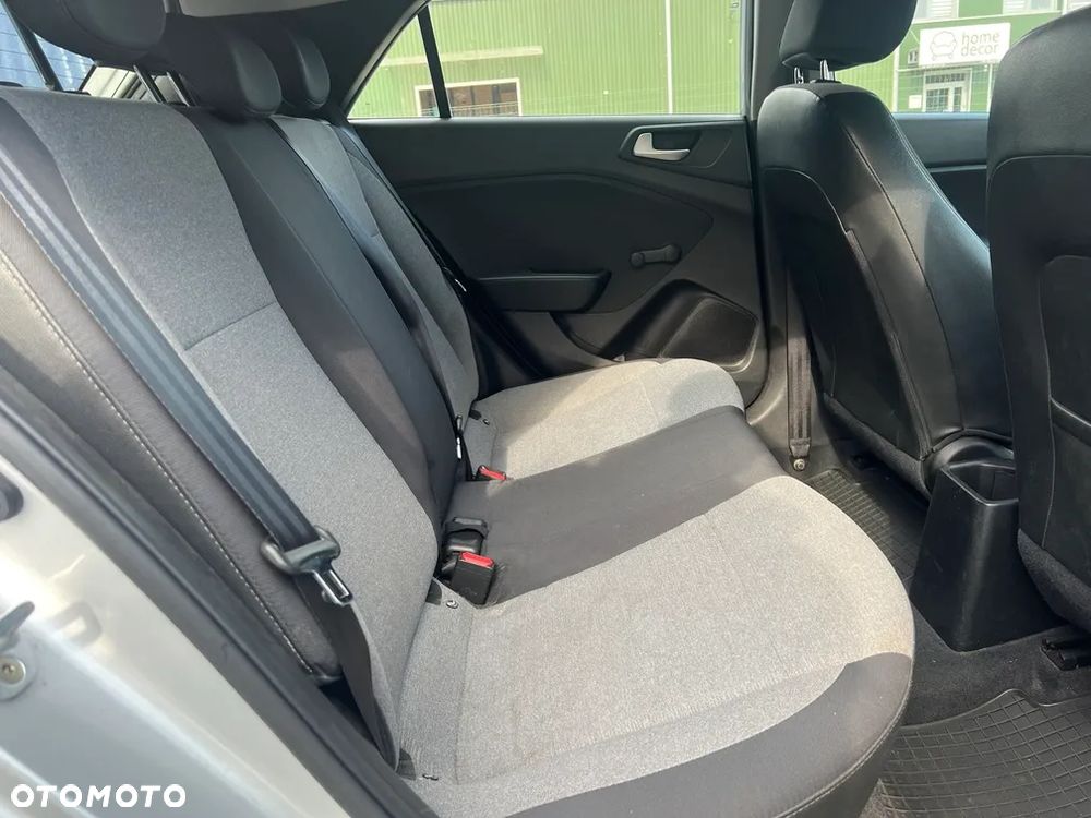 Hyundai i20 1.2 Comfort - 25