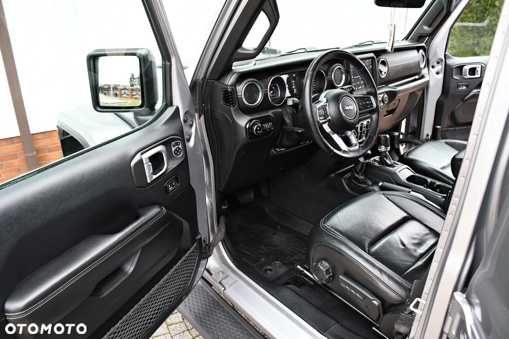 Jeep Wrangler Unlimited GME 2.0 Turbo Sahara - 22