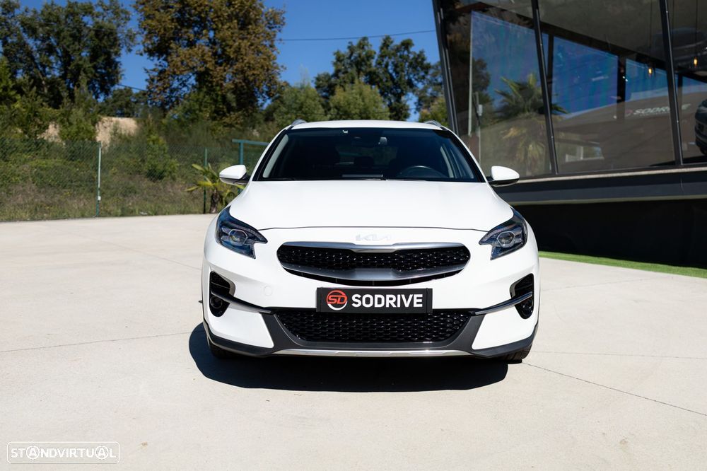 Kia XCeed 1.0 T-GDI Tech - 10