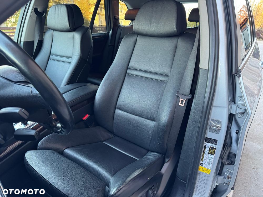 BMW X5 3.0si xDrive - 10