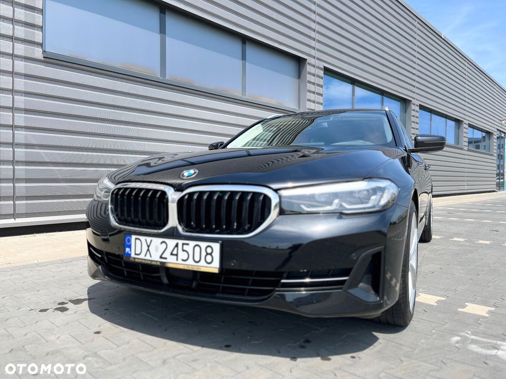 BMW Seria 5 520d xDrive - 8