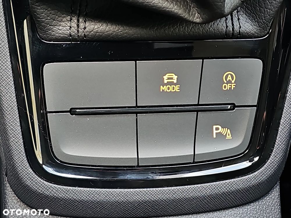 Skoda Scala 1.0 TSI Selection - 25