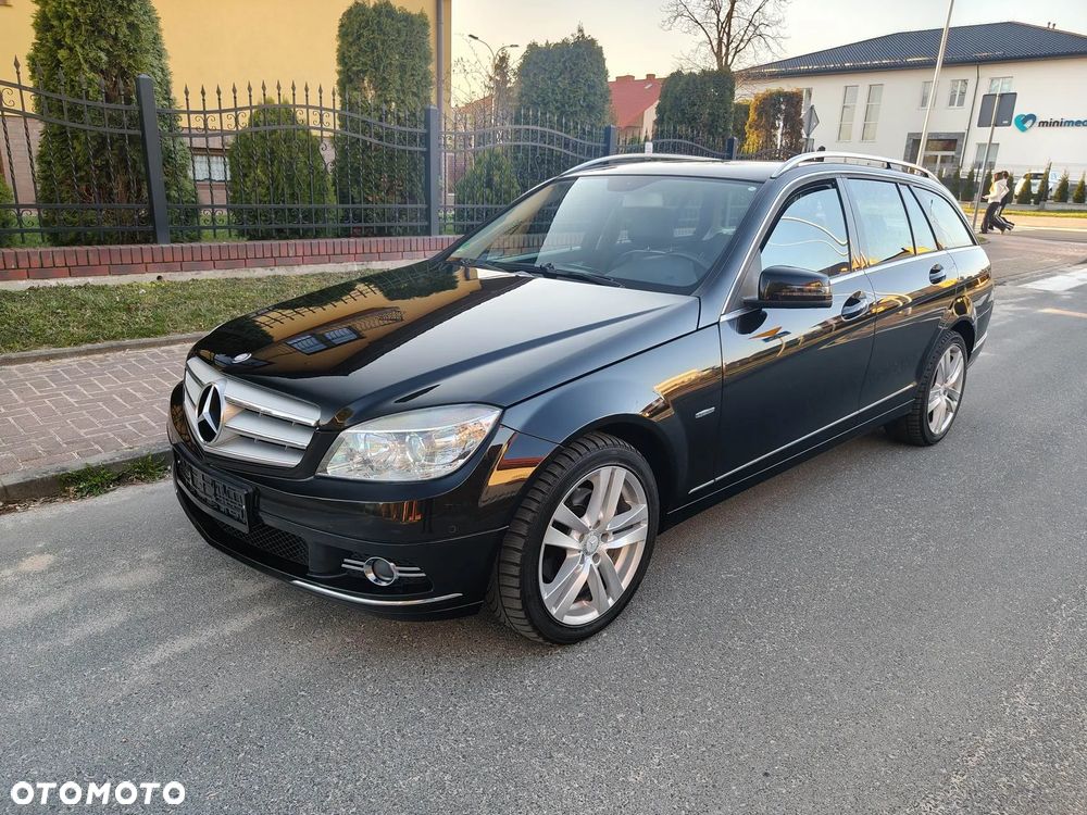 Mercedes-Benz Klasa C 220 CDI DPF Automatik BlueEFFICIENCY Avantgarde - 4