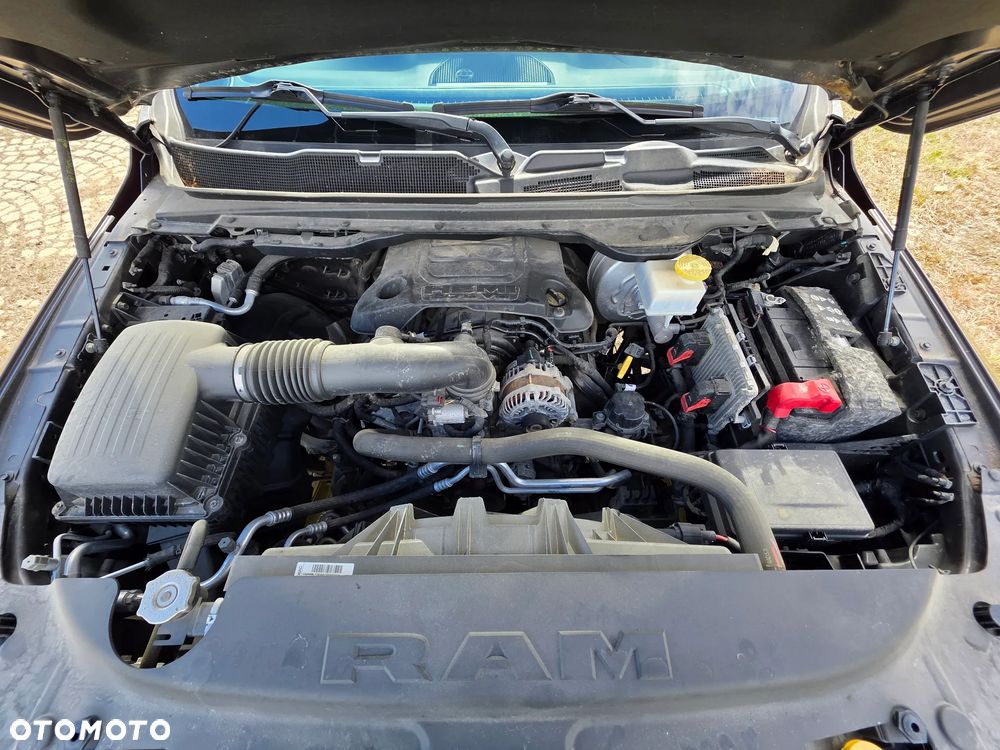 RAM 1500 5.7 Crew Cab Shortbed Bighorn Sport - 40