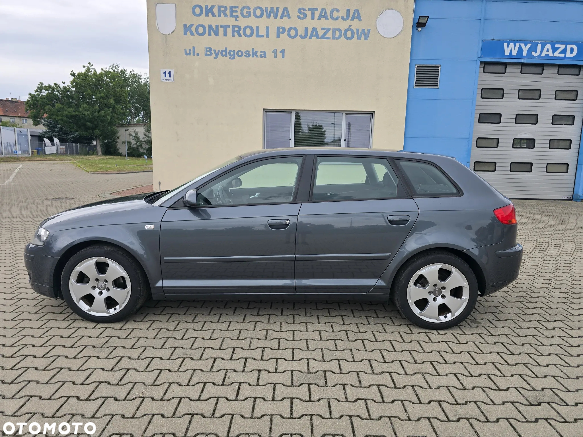 Audi A3 1.6 Sportback Attraction - 10